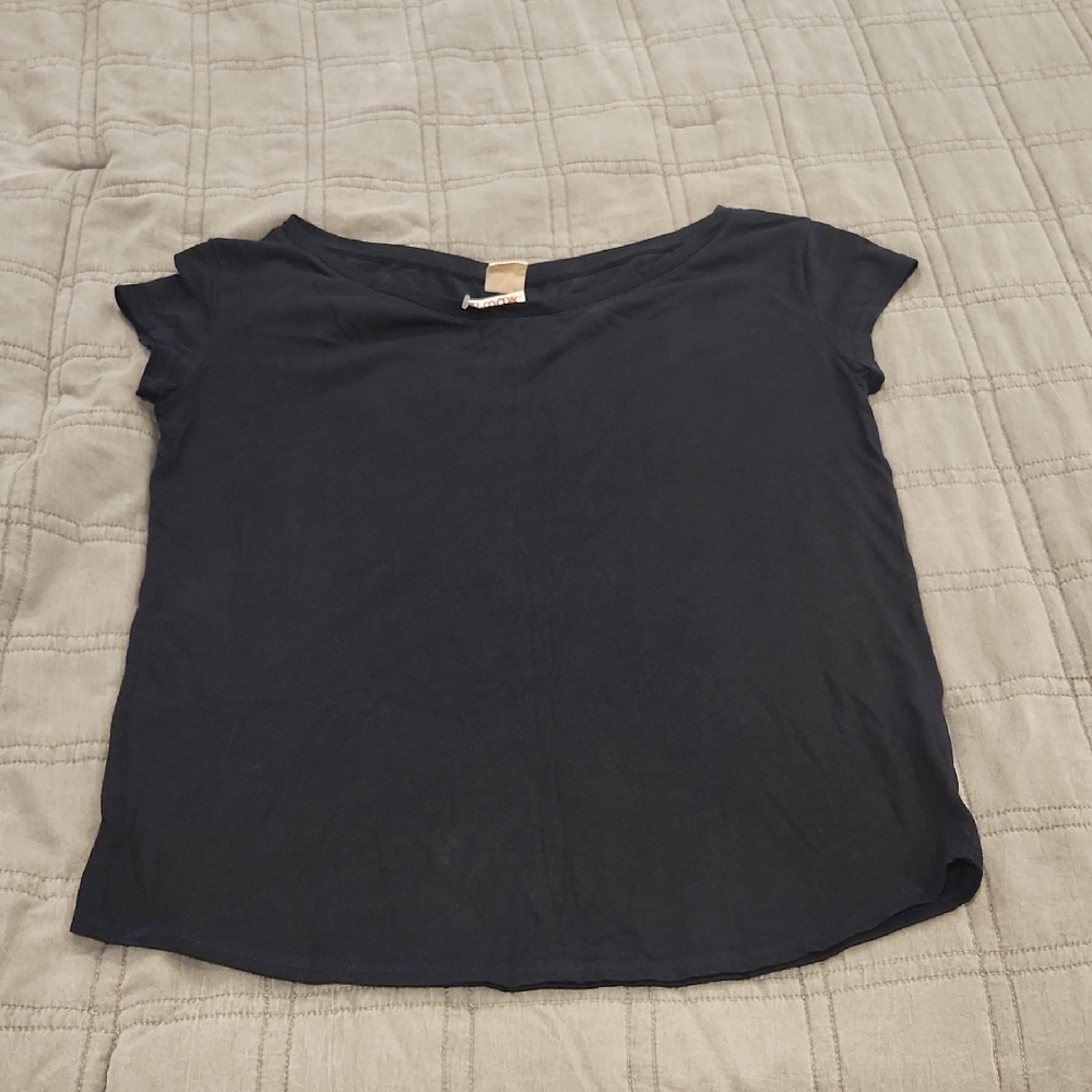 Hollister Classic Blue Short Sleeve Tee Size L, New With Tag!